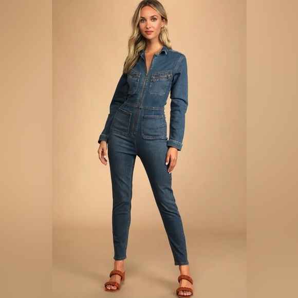 Free People Lennox medium wash blue denim jeans utility Jumpsuit size medium new - Picture 1 of 6